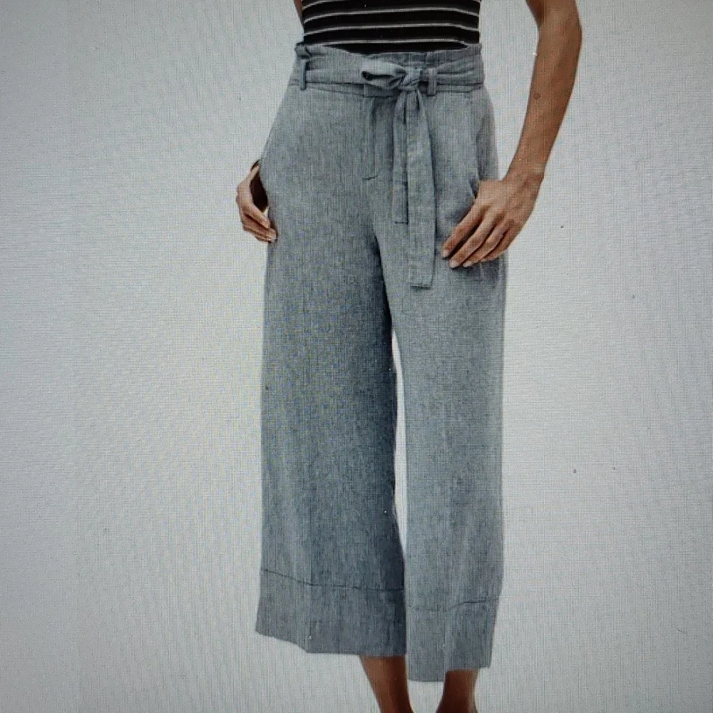 Banana Republic pants cropped